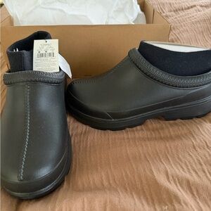 Black women’s Slip-On Shoes